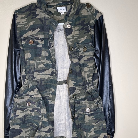 Camouflage / leather jacket - Picture 1 of 3